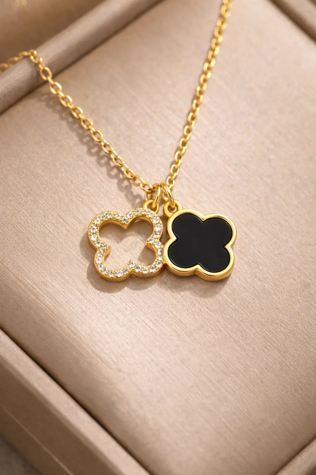 PURE CLOVER DUO Nero Collana élange