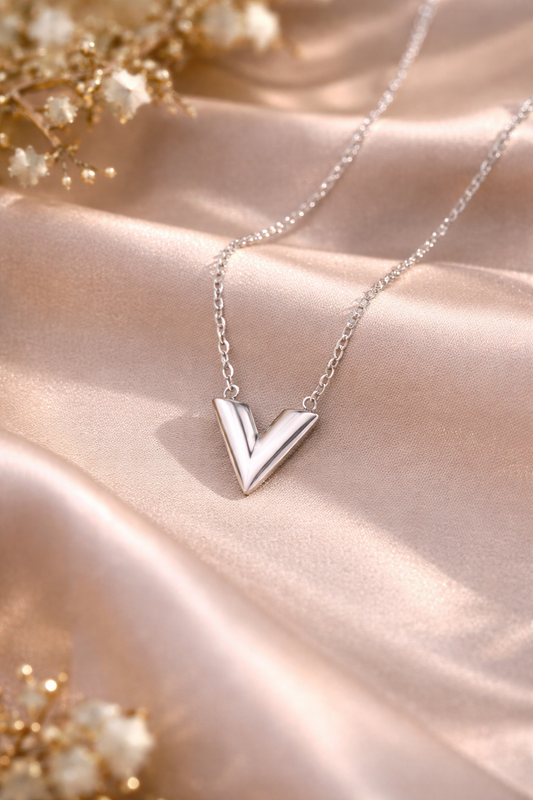 VICTORY Collana Silver Elegante